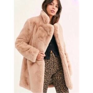 Free People Kate Faux Fur Teddy Coat Apricot Beige- Size Medium
